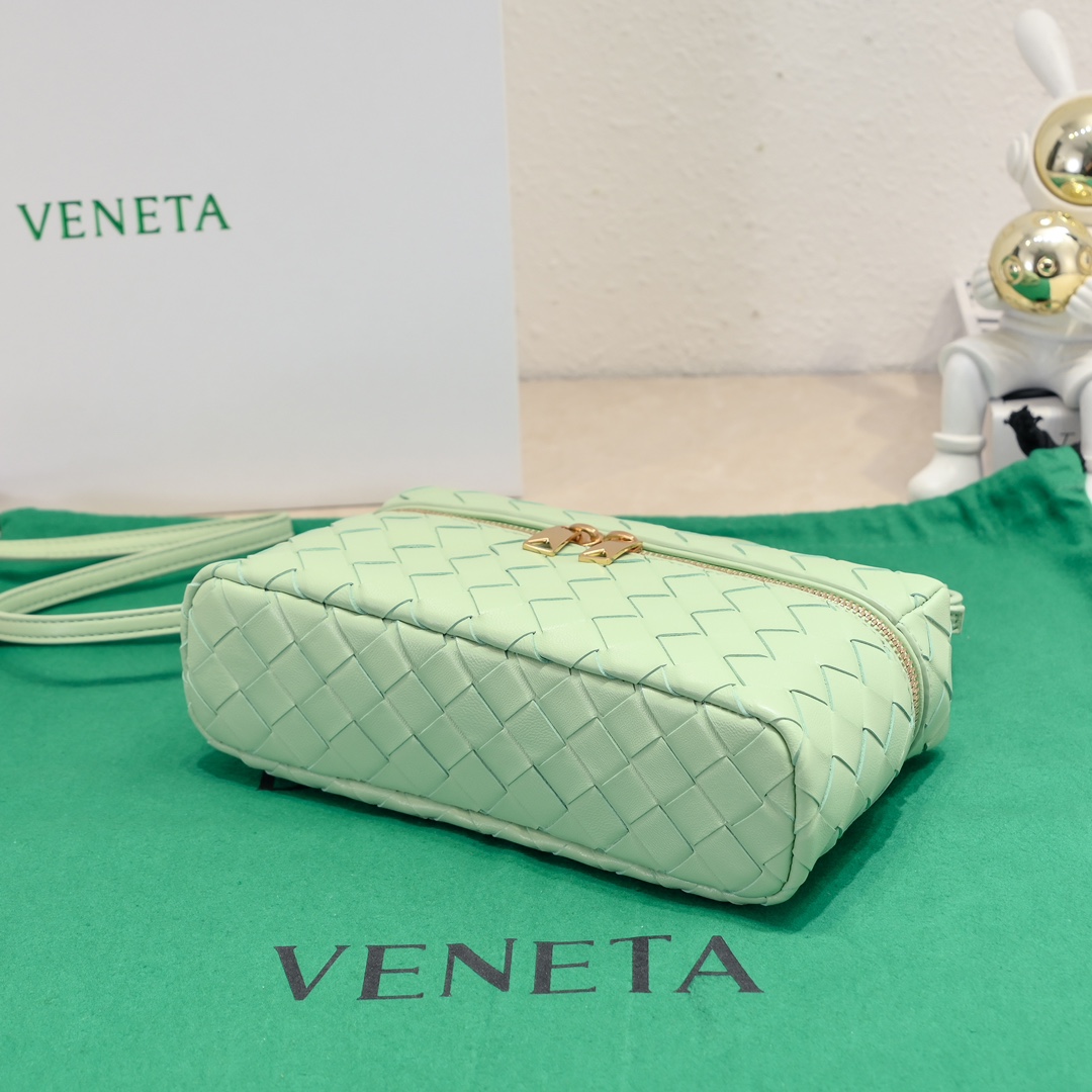 Bottega Veneta Cosmetic Bags